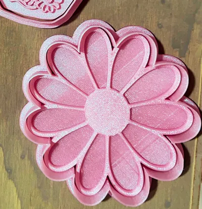Pink Daisy Cookie Stamp & Cutter